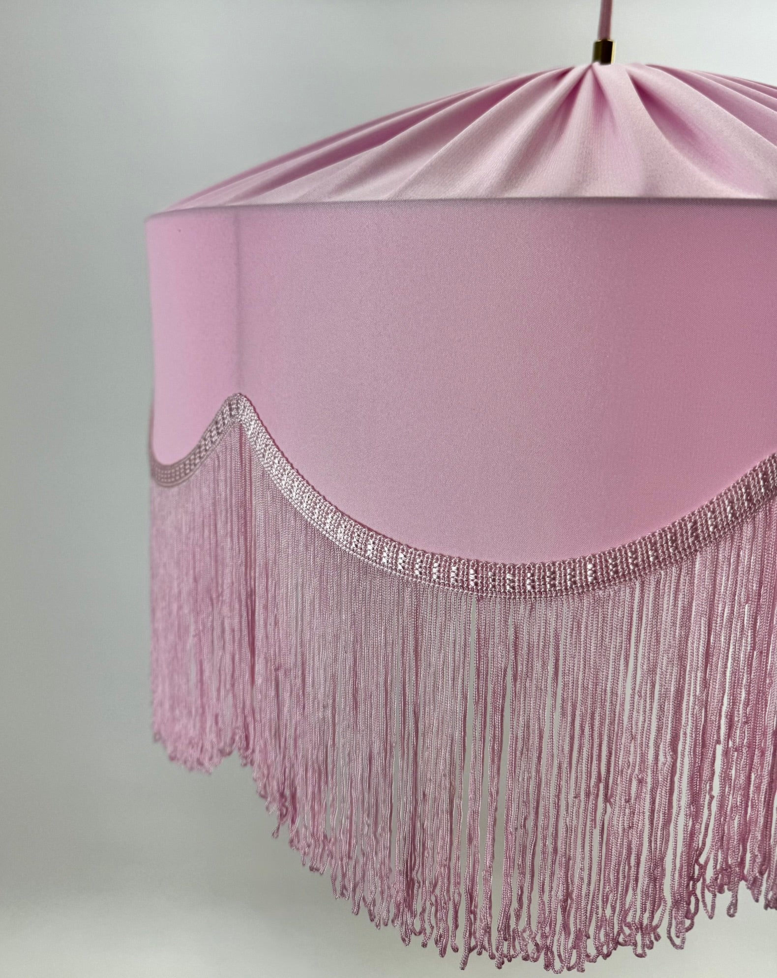 Sofia İpek Saten Püsküllü Avize Açık Pembe