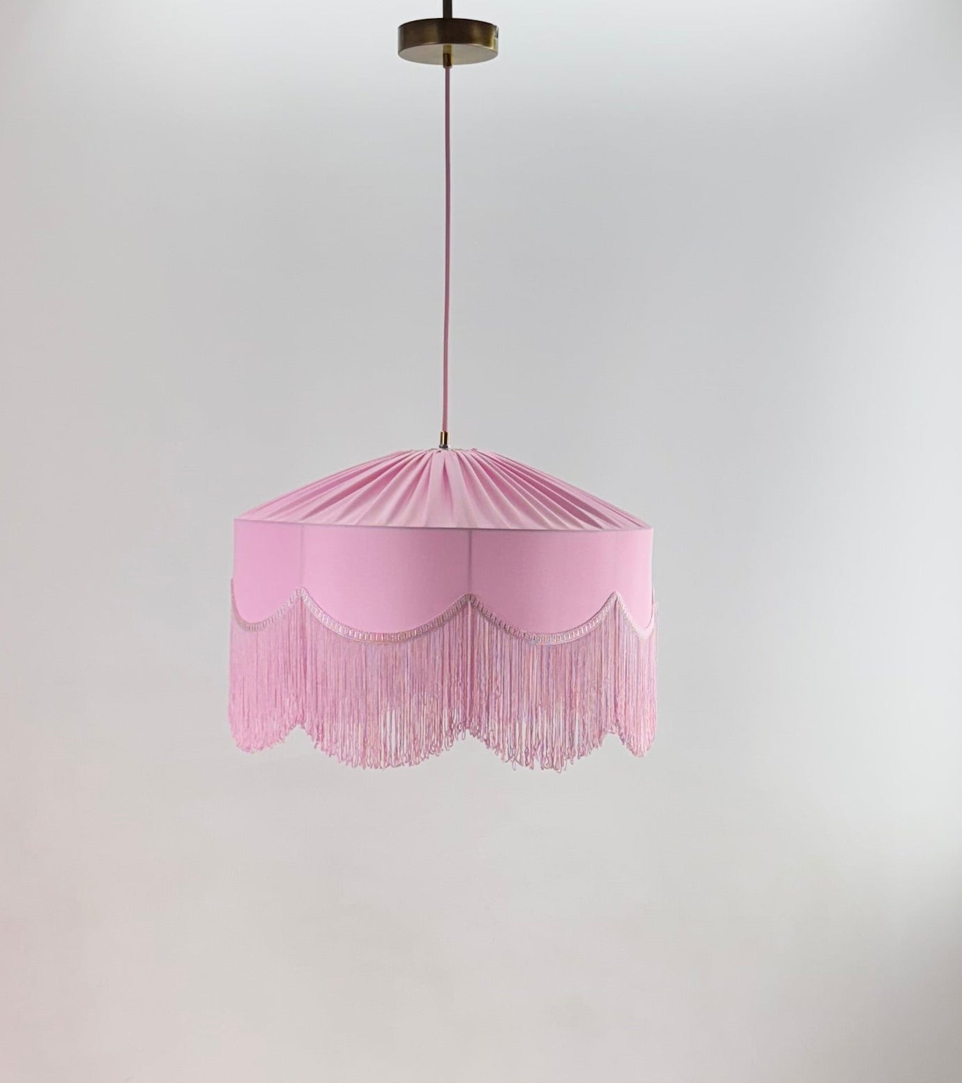 Sofia İpek Saten Püsküllü Avize Açık Pembe