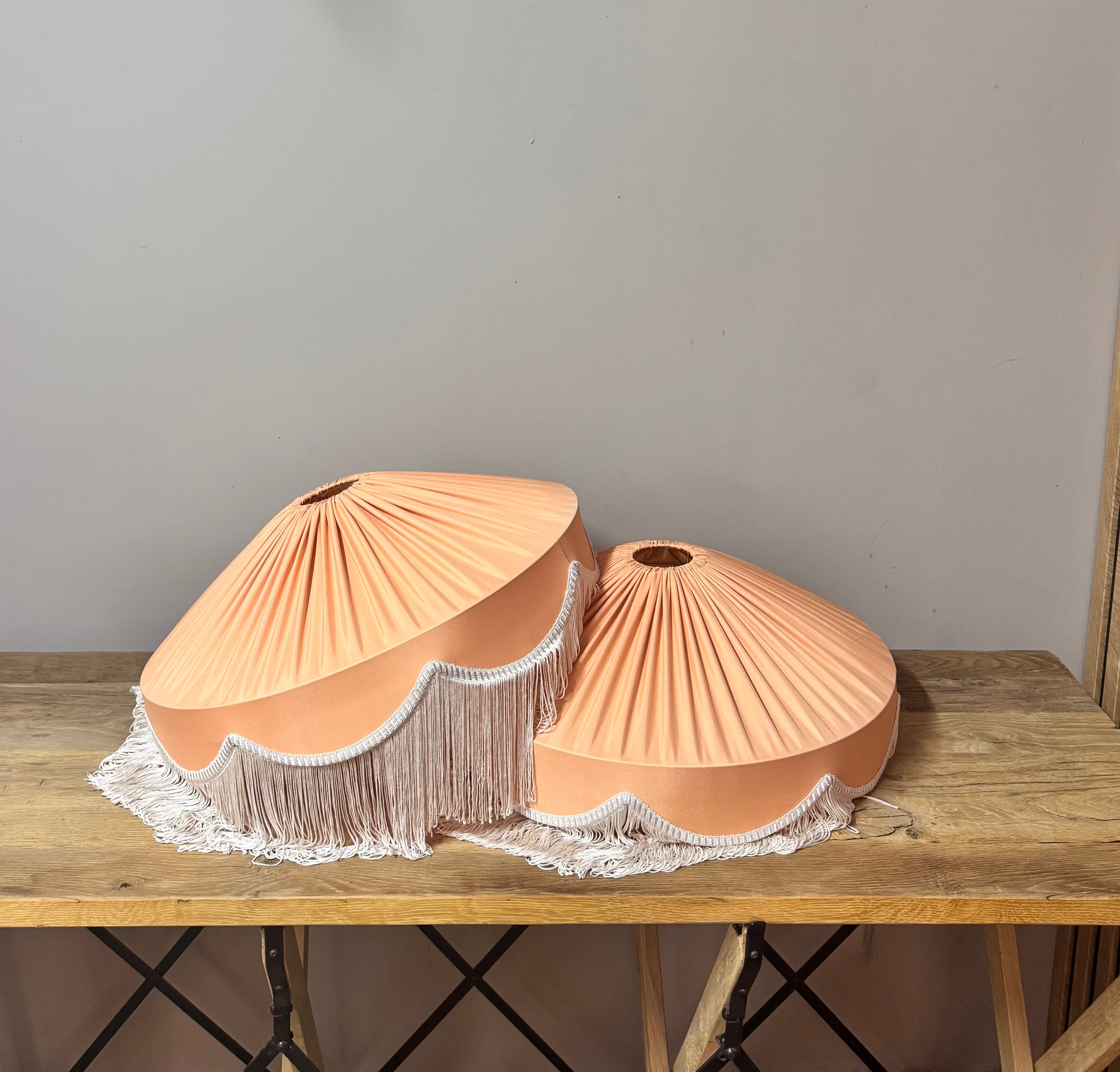 Sofia İpek Saten Püsküllü Avize Somon