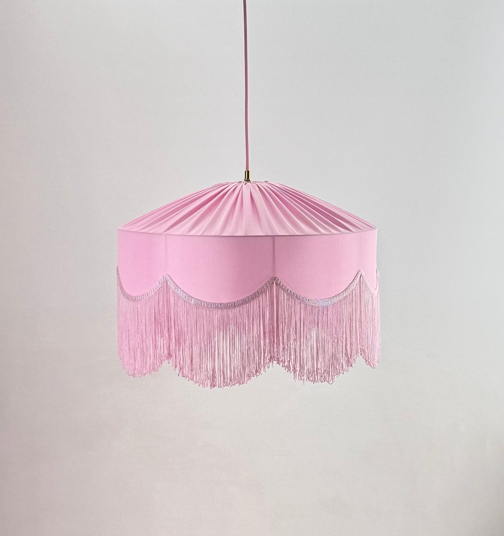 Sofia İpek Saten Püsküllü Avize Açık Pembe