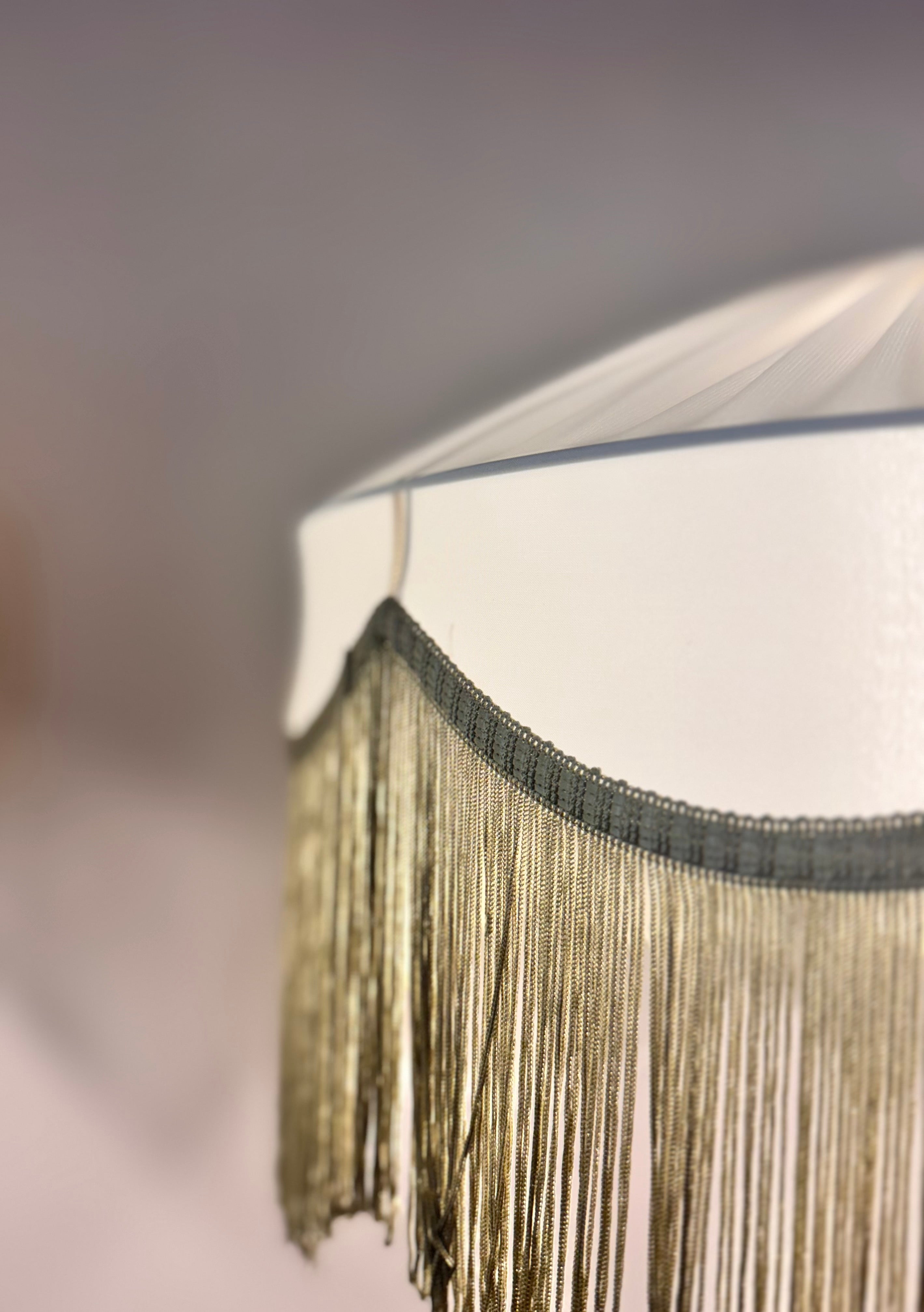 Sofia İpek Saten Püsküllü Avize Mat Krem Yeşil