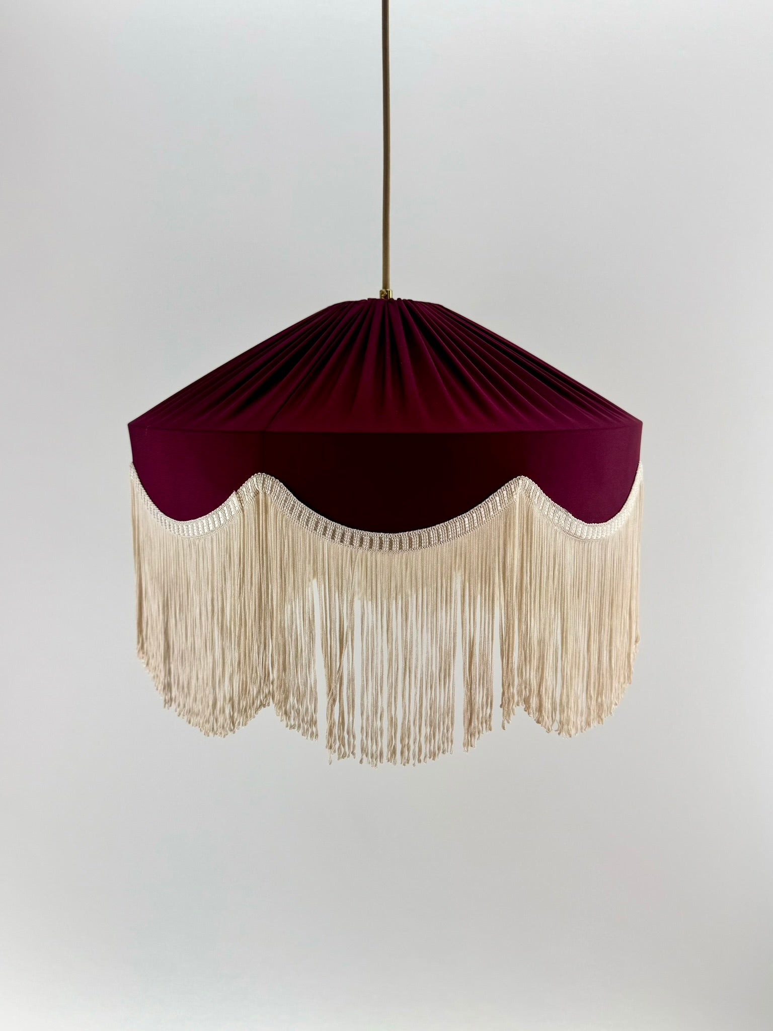 Sofia İpek Saten Püsküllü Avize Bordo