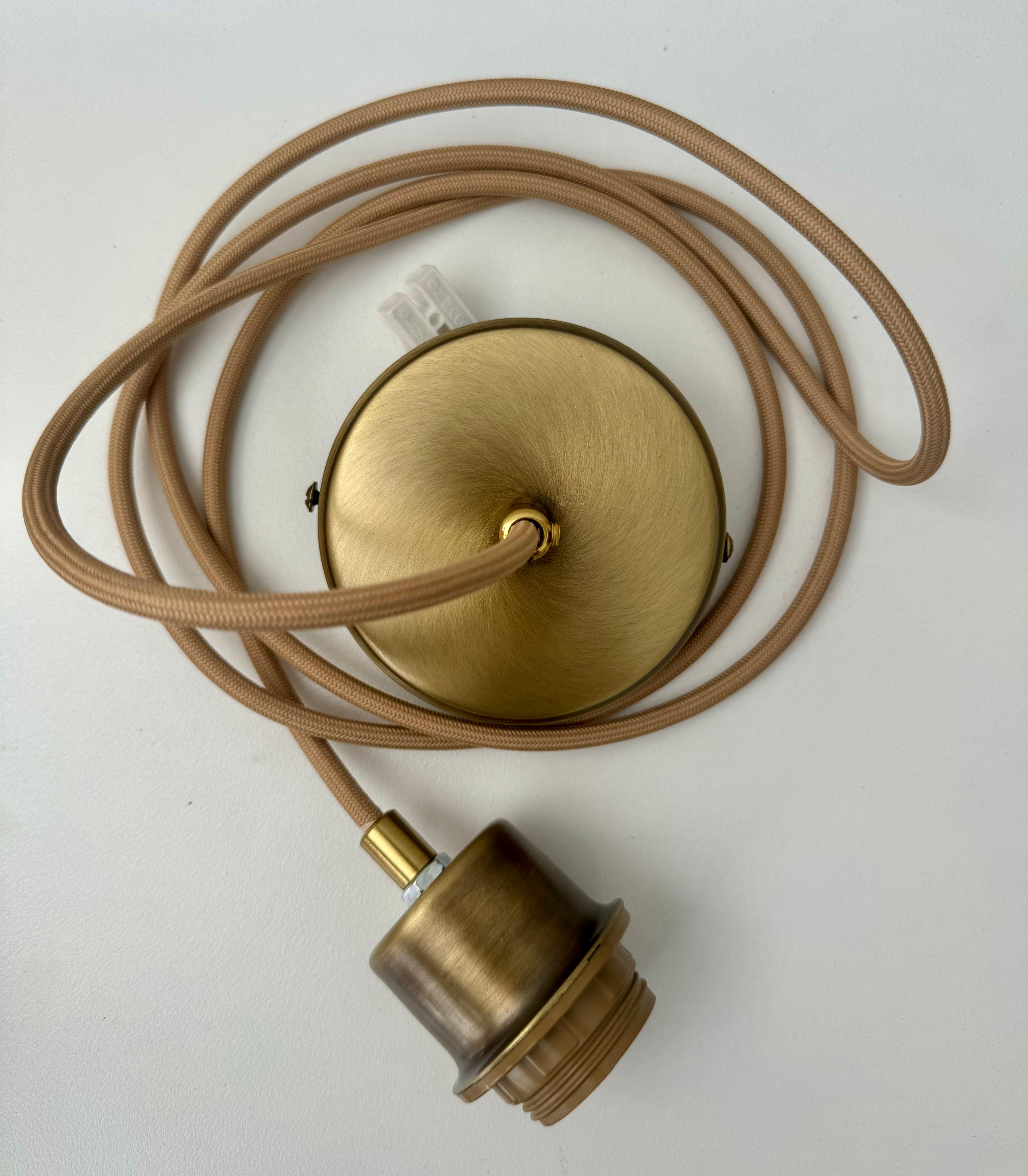 Sofia İpek Saten Püsküllü Avize Bordo