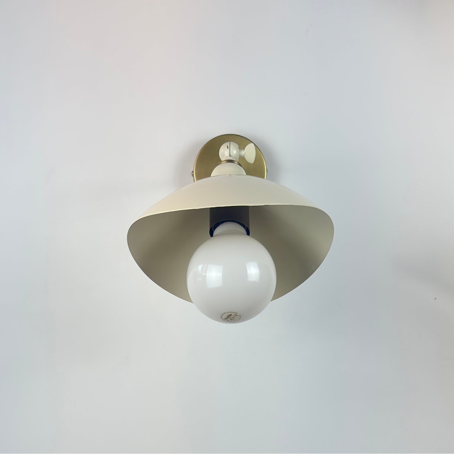 Leo Wall Sconce