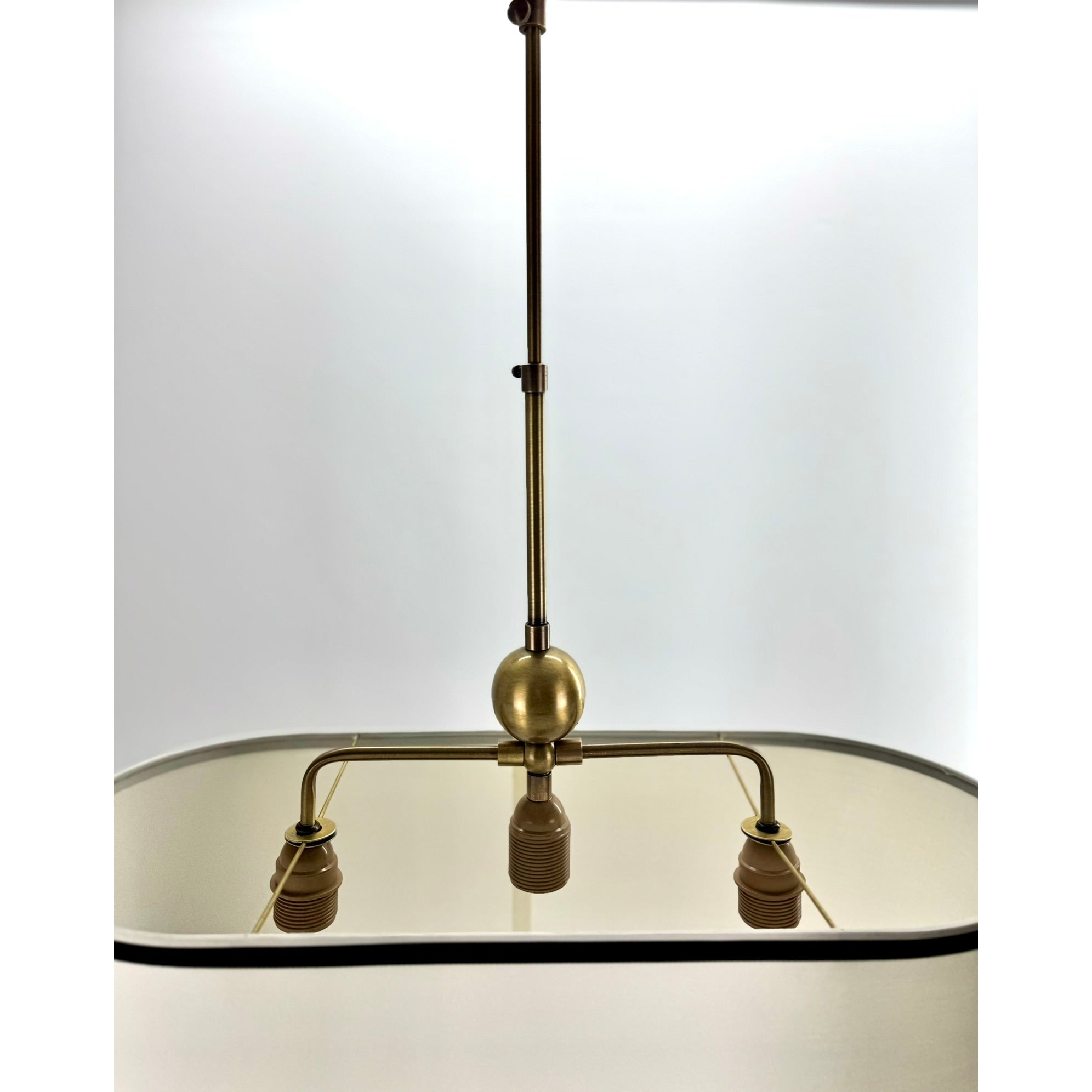 Oscar Elips Biyeli 3 Işıklı Kumaş Avize