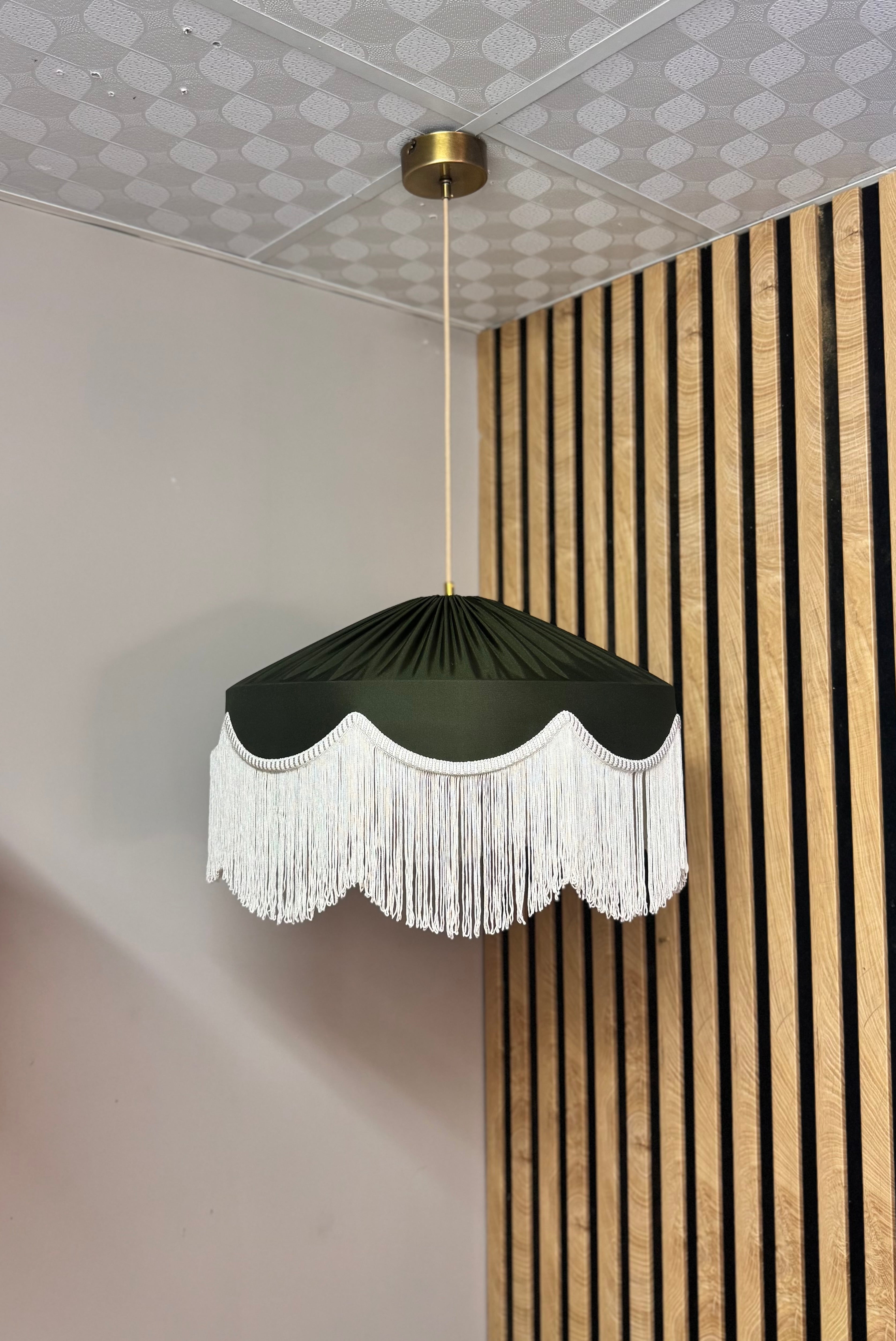 Sofia İpek Saten Püsküllü Avize Koyu Yeşil