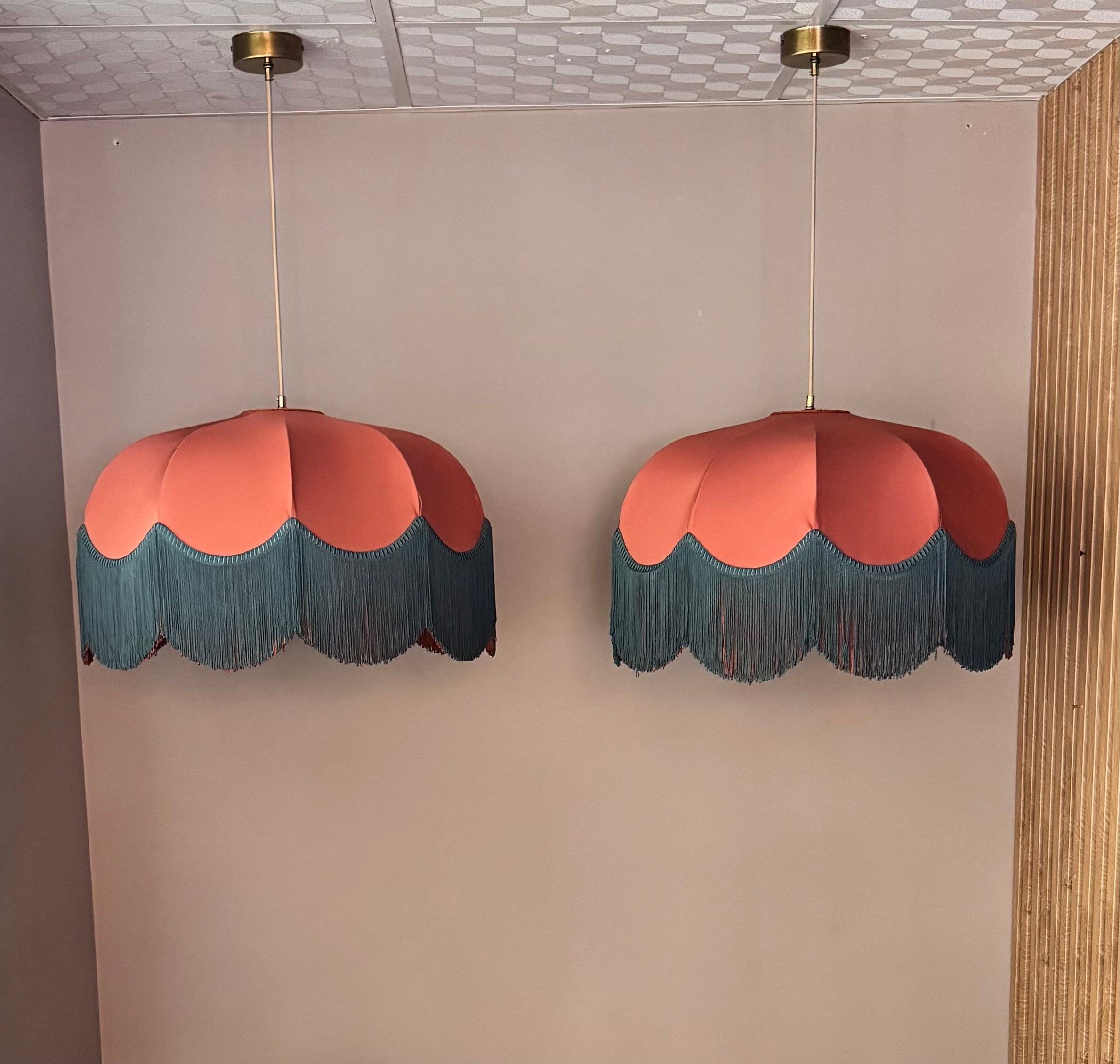 Diana El yapımı Saten Kumaş Püsküllü Avize