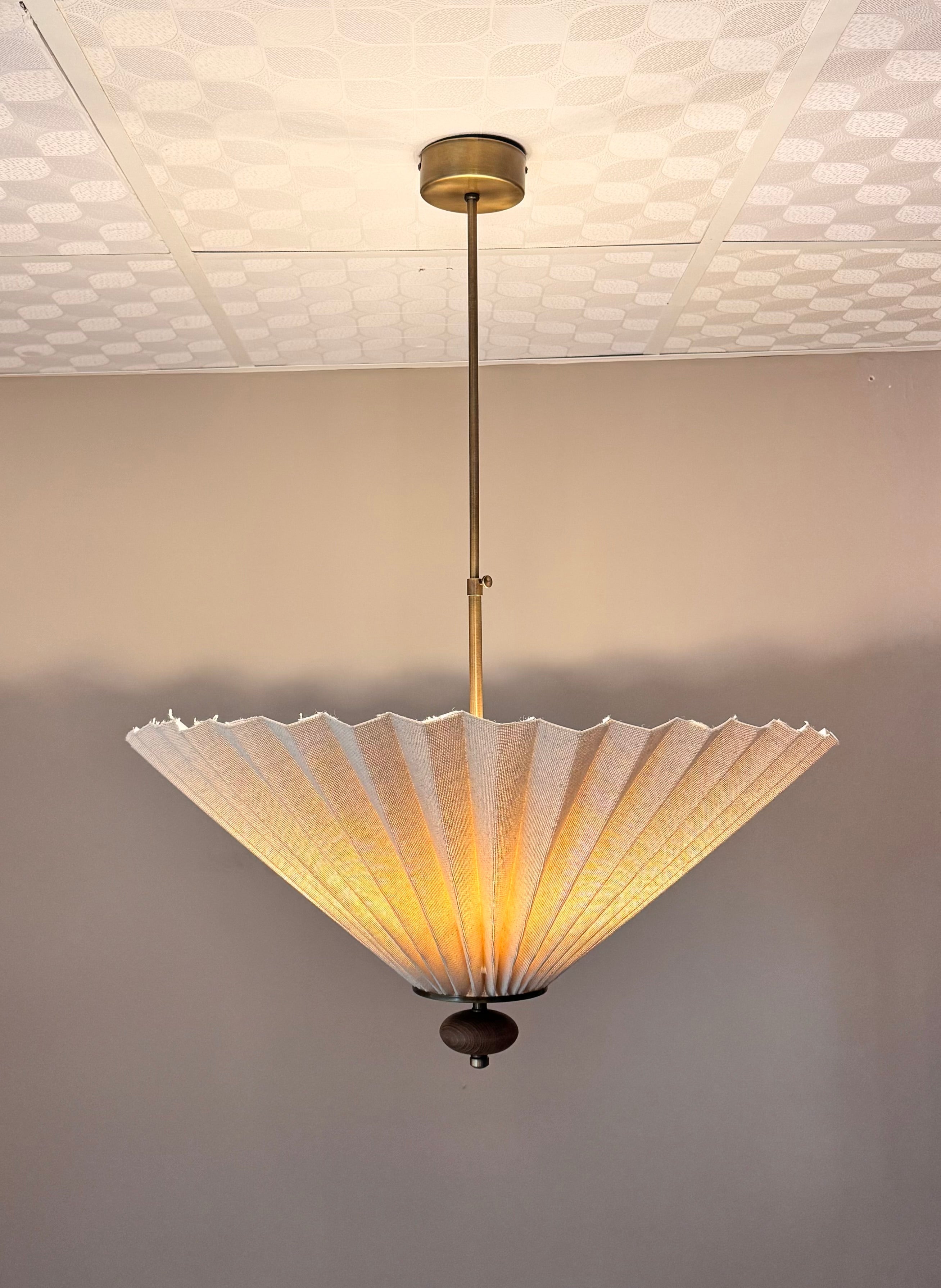 Rustic Chandelier with Albert Wooden Details