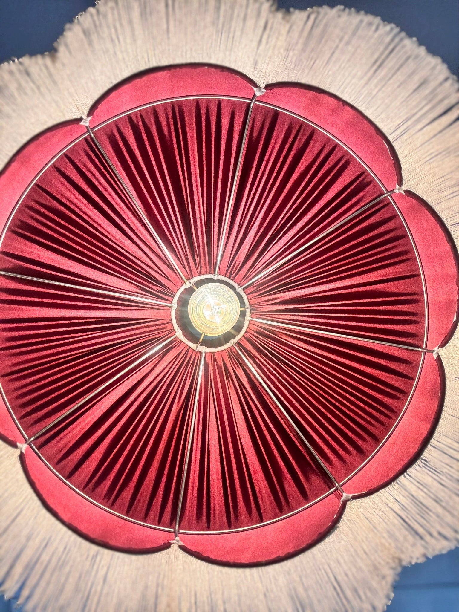 Sofia İpek Saten Püsküllü Avize Bordo