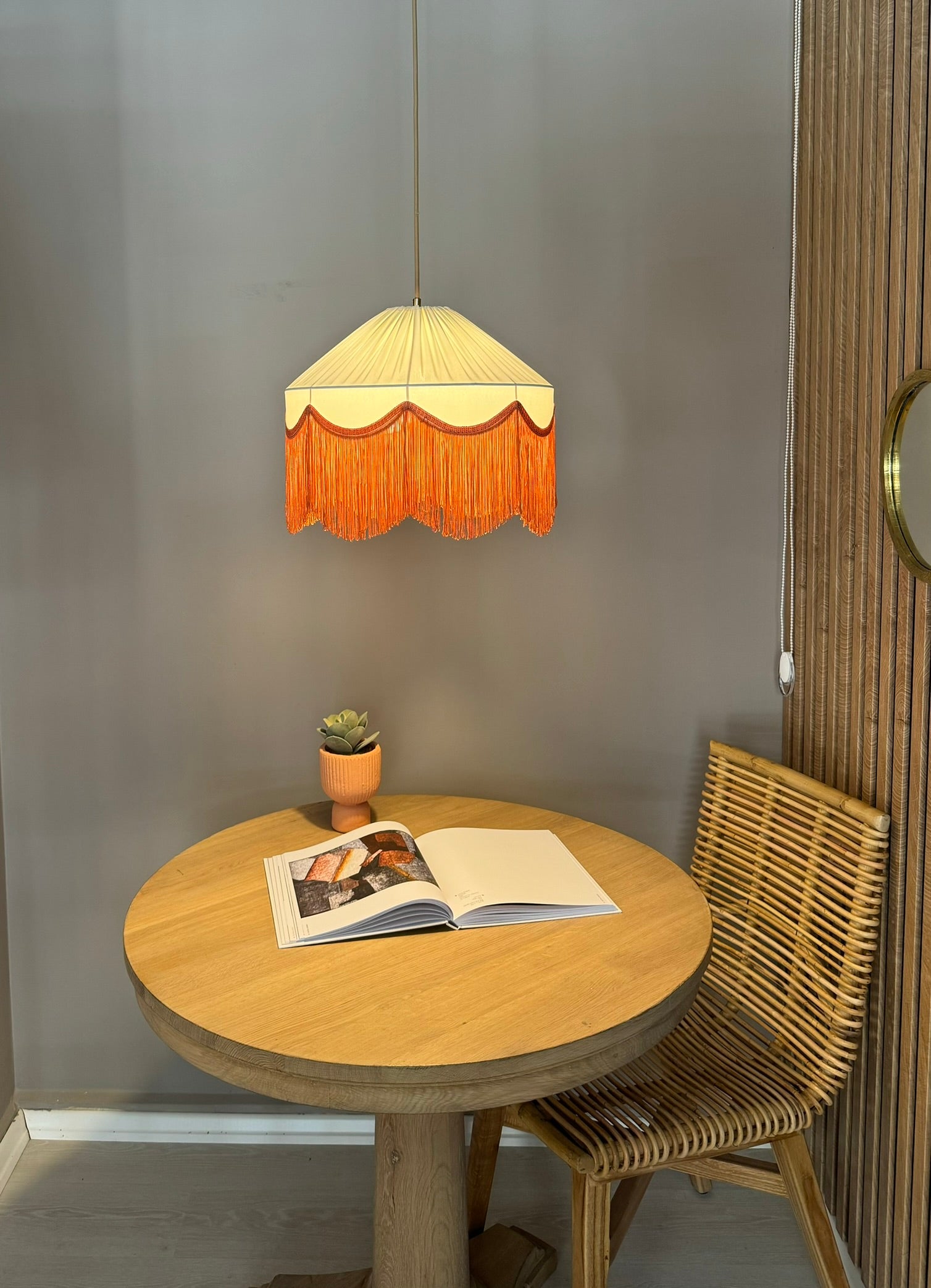 Sofia İpek Saten Püsküllü Avize Krem - Kiremit