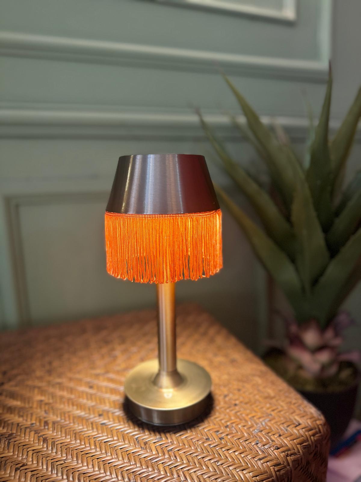 Sweety Rechargeable Table Lamp 