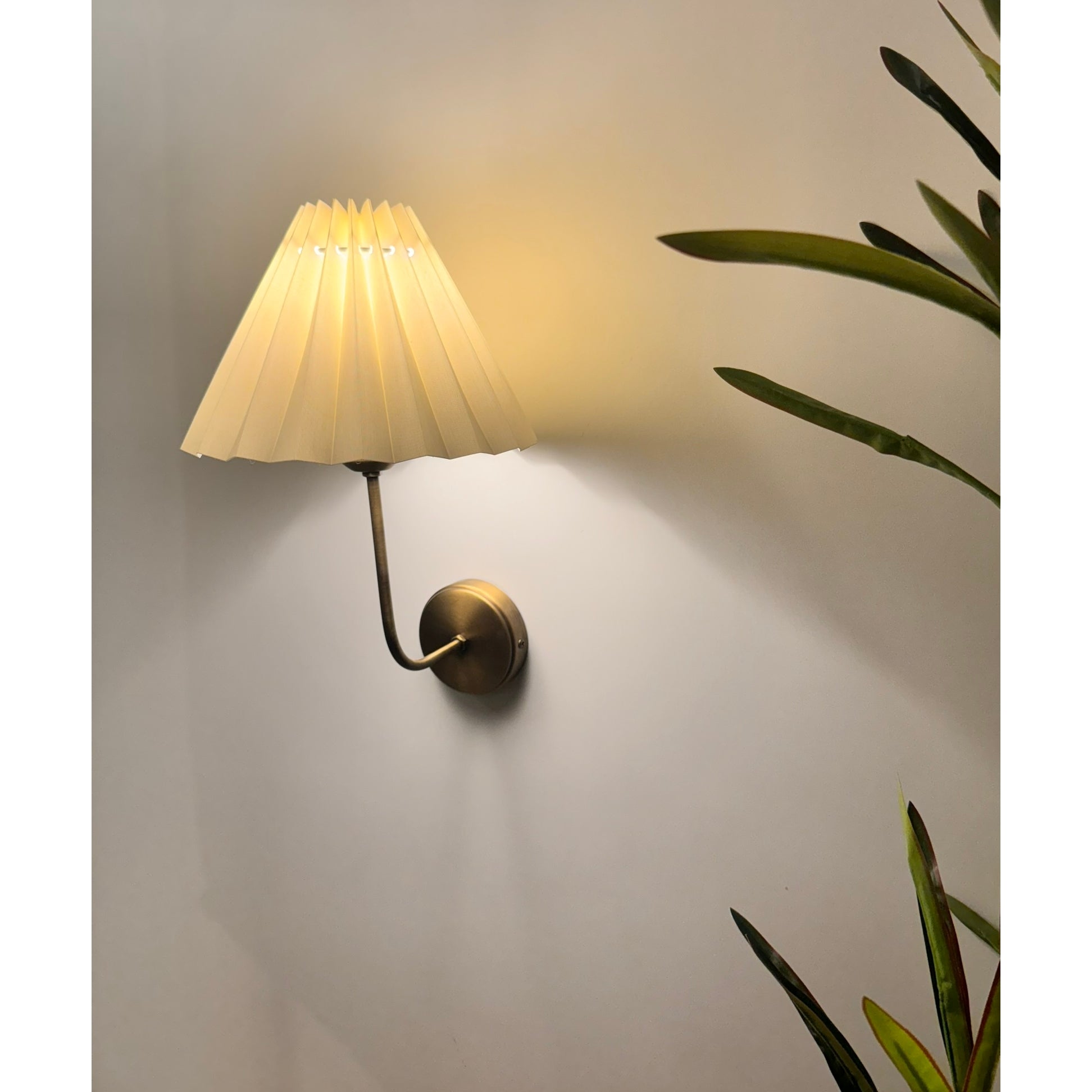 Madame Japanese Pleated Wall Lamp