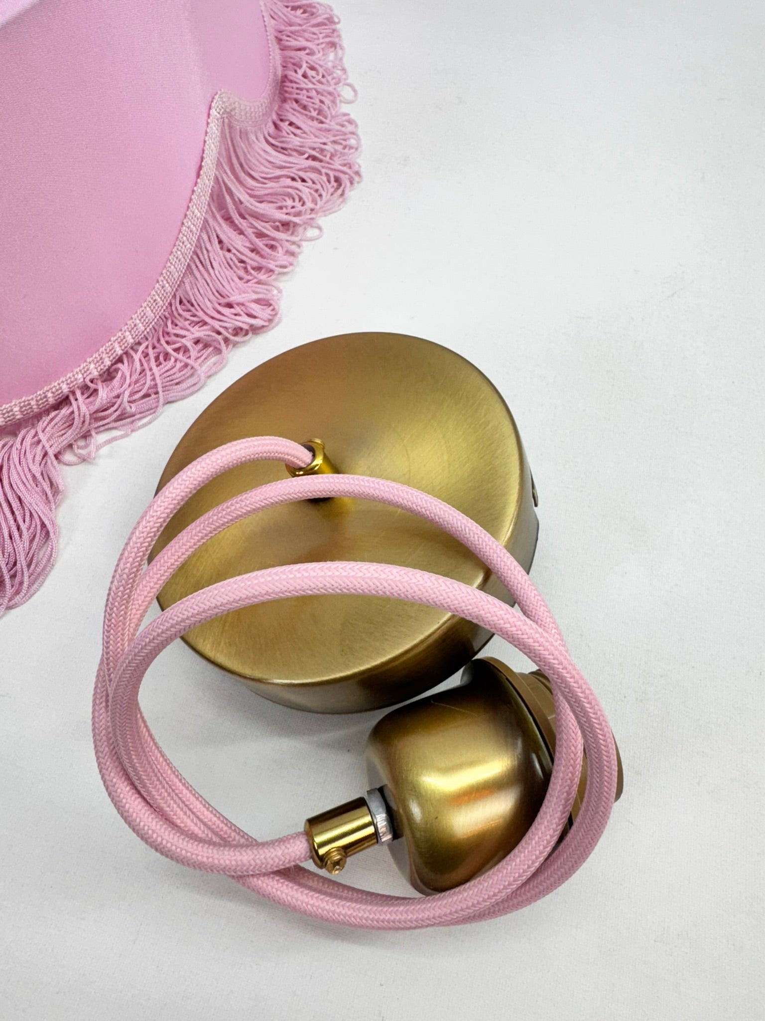 Sofia İpek Saten Püsküllü Avize Açık Pembe